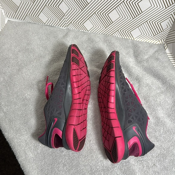 Nike Women's shoes Training Nike free fit 2 Black Pink Running Shoes 7.5 7 1/2 - Picture 6 of 12
